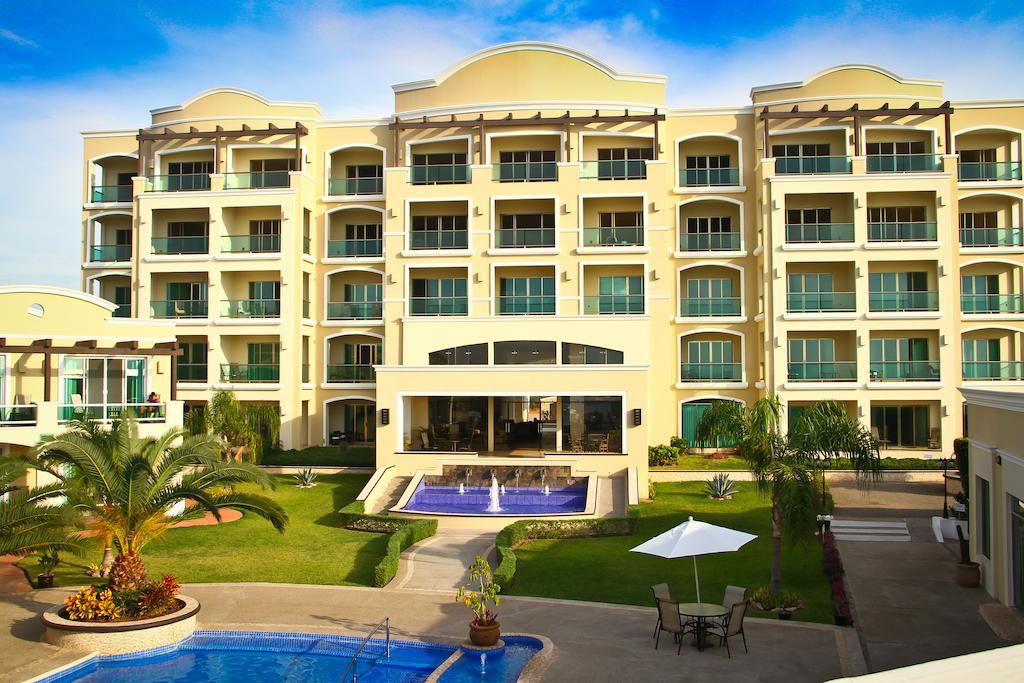 Diamond Bay Hotel Mazatlan Exterior photo