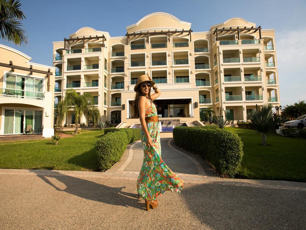 Diamond Bay Hotel Mazatlan Exterior photo