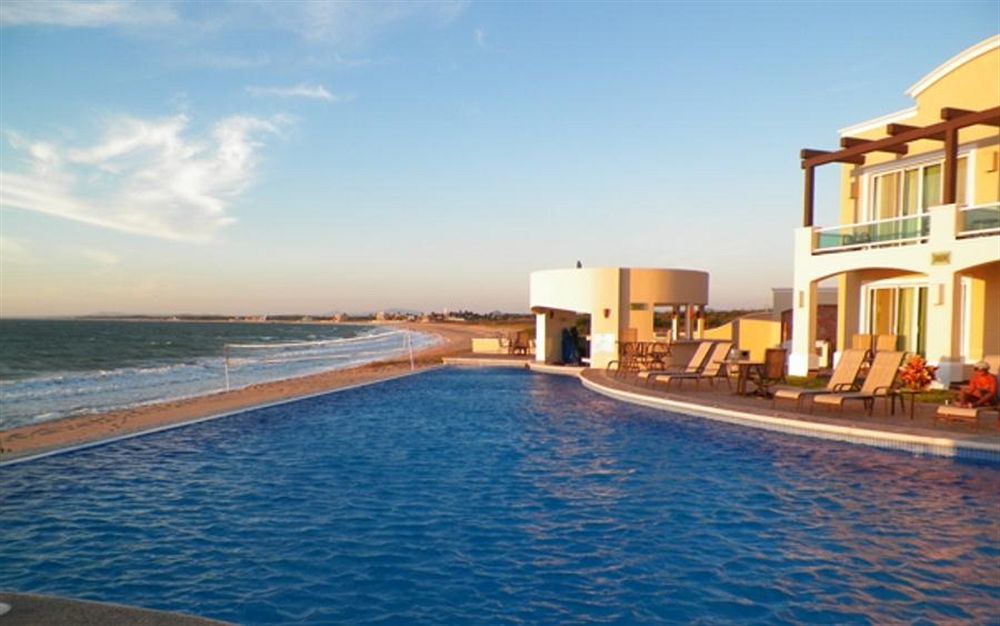 Diamond Bay Hotel Mazatlan Exterior photo