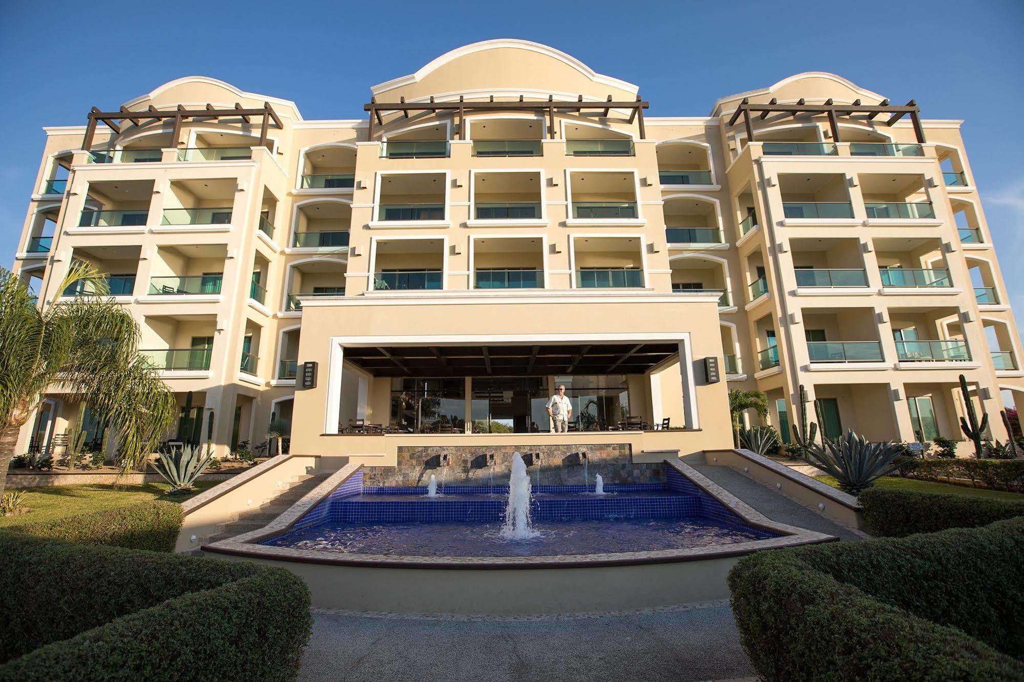Diamond Bay Hotel Mazatlan Exterior photo