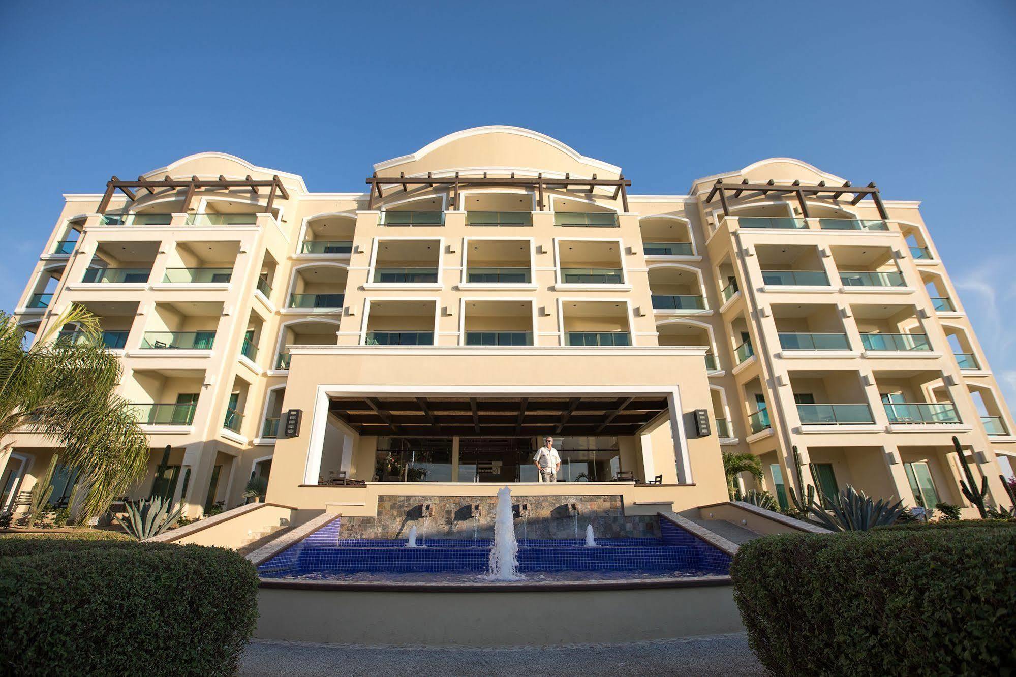 Diamond Bay Hotel Mazatlan Exterior photo
