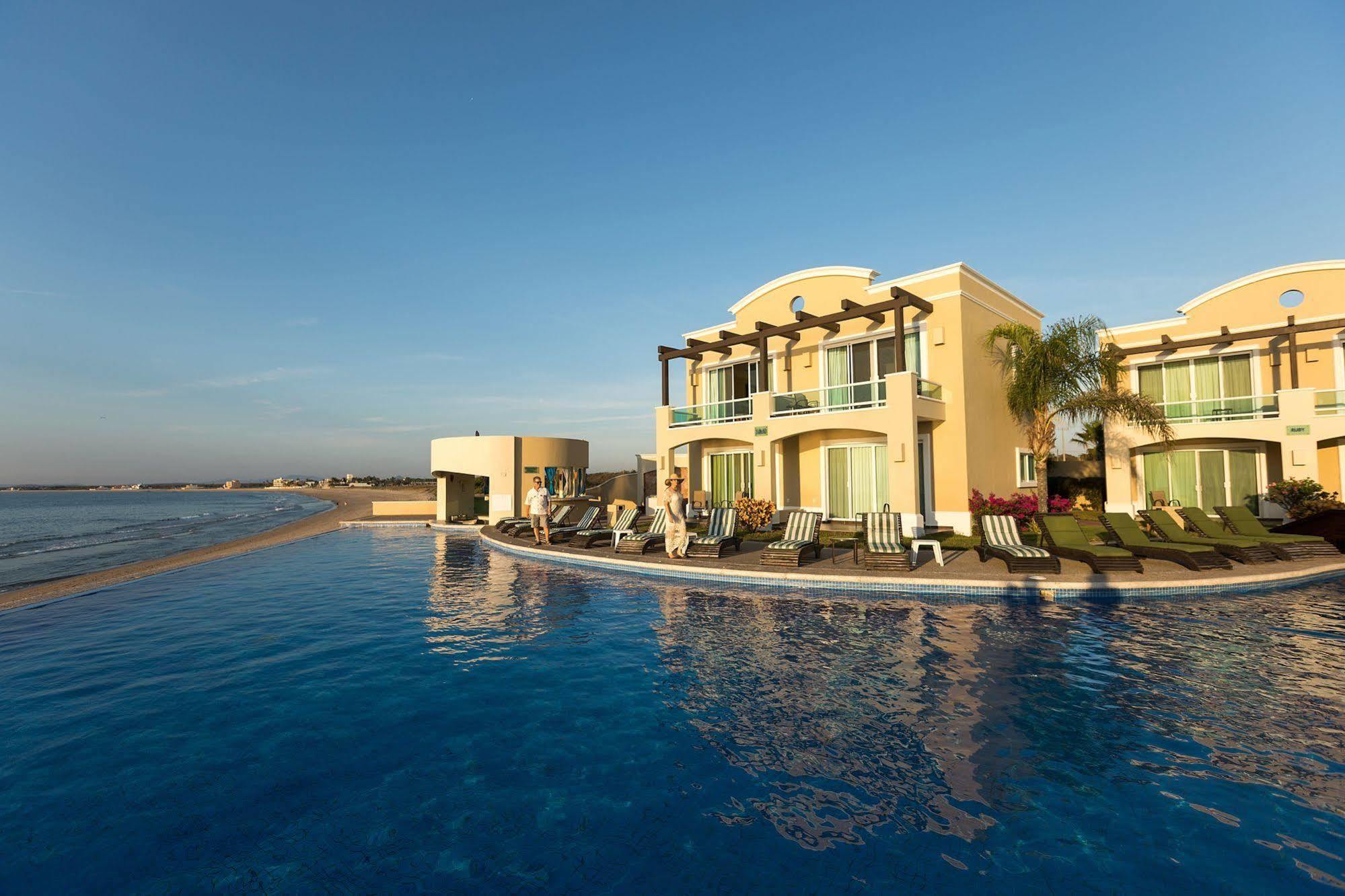 Diamond Bay Hotel Mazatlan Exterior photo